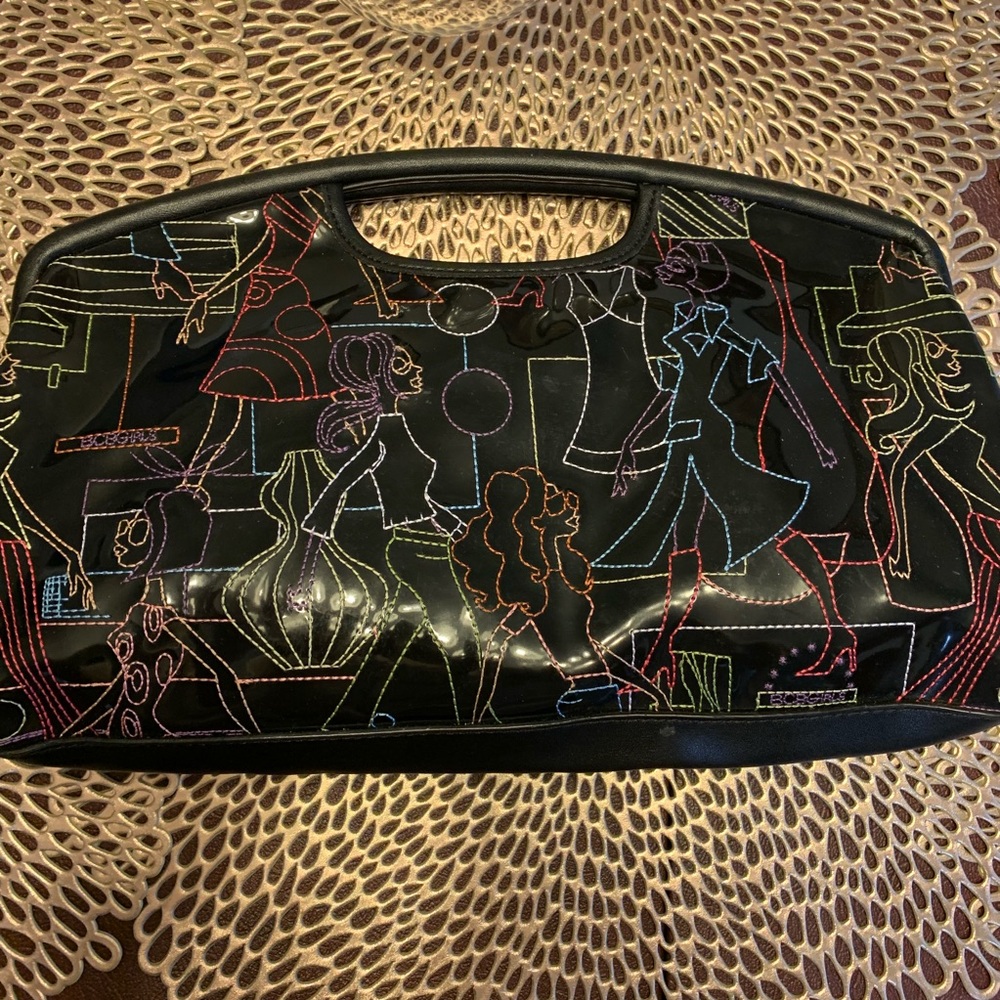 BCBG VINTAGE CLUTCH BLACK